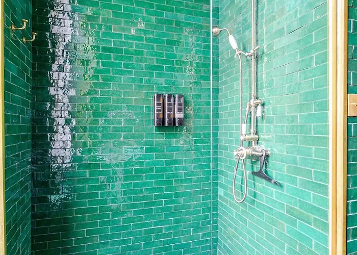 Apartment Otentik & Chic